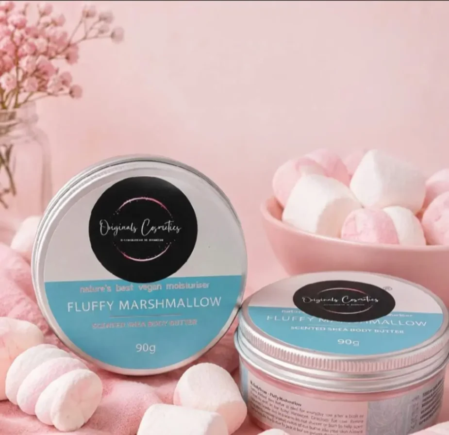 Beurre corporel parfum Marshmallow au beurre de karité pour nourrir et hydrater intensément la peau, Originals Cosmetics.